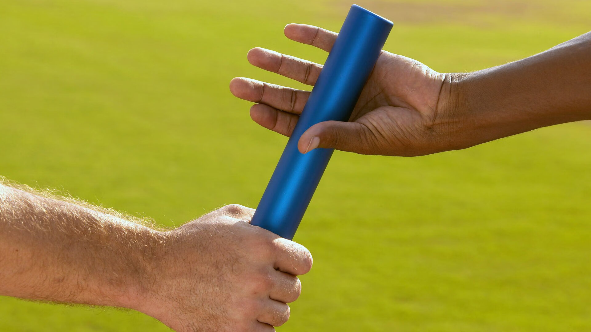 亚洲杯国足迎战 球迷高呼全力以赴，亚洲杯国足比赛